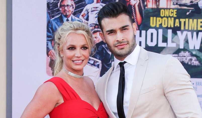 Britney Spears Belts Out Her Song Lonely With Boyfriend Sam Asghari After Shading Family